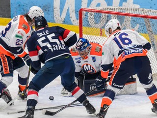 Fotka zo zápasu Slovan Bratislava - HC Dukla Ingema Michalovce.