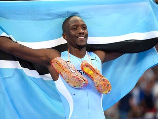 Letsile Tebogo získal pre Botswanu prvú zlatú medailu v histórii olympijských hier.