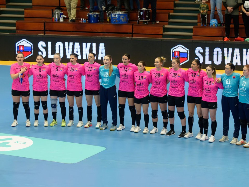 Na snímke reprezentantky Slovenska.