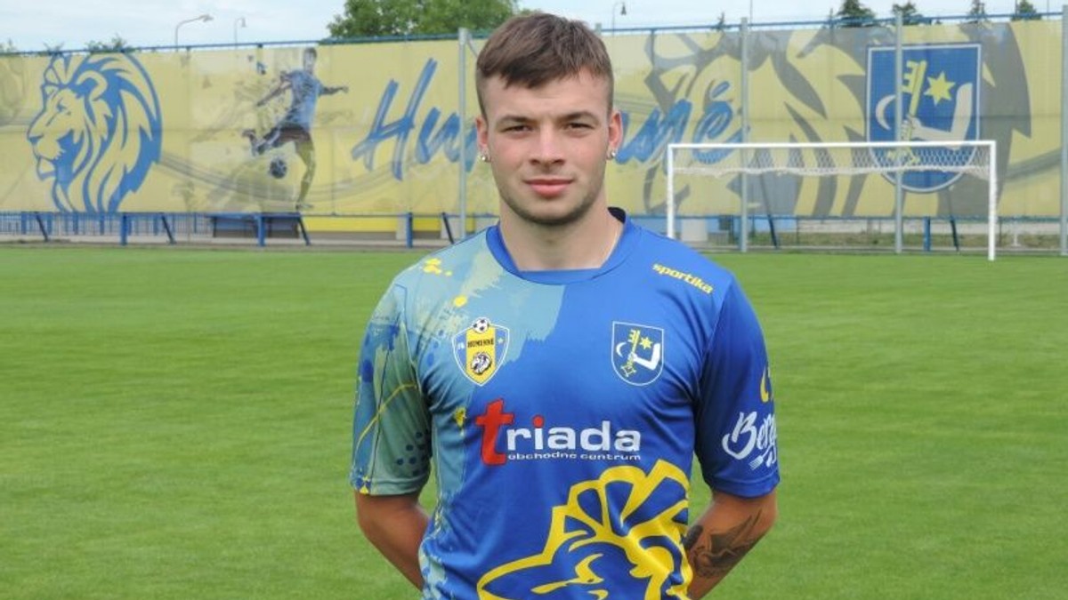 Tomáš Vaľovčin v drese FK Humenné.