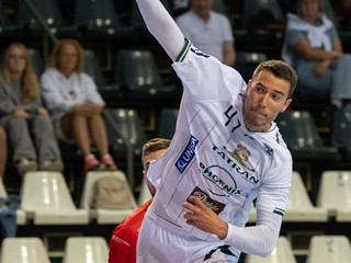 Lukáš Urban (Prešov) počas prvého finálového zápasu Niké Handball Extraligy mužov v hádzanej medzi Tatran Prešov - MŠK Považská Bystrica.