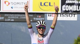 Tadej Pogačar z UAE Team Emirates vyhral 6. etapu na Critérium du Dauphiné 2025.