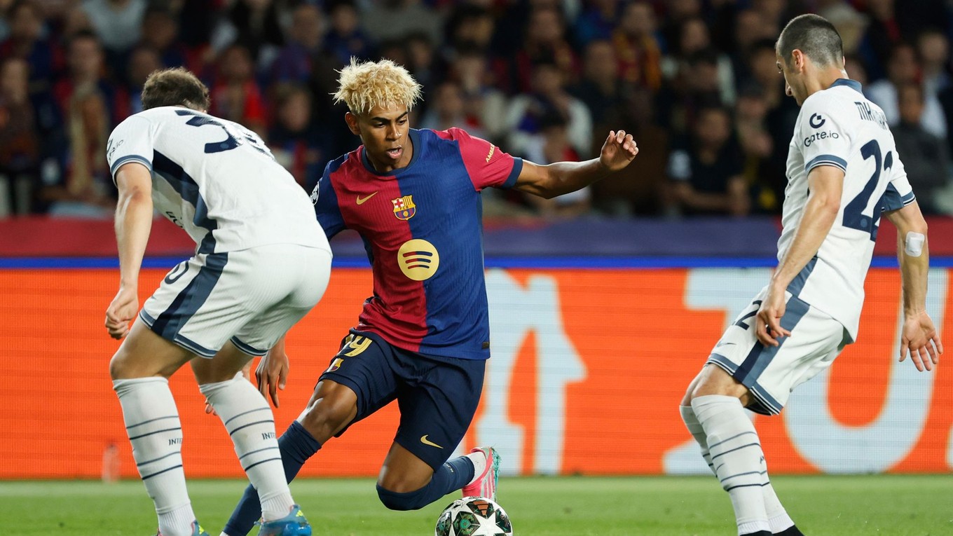 Lamine Yamal v zápase Barcelona - Inter Miláno