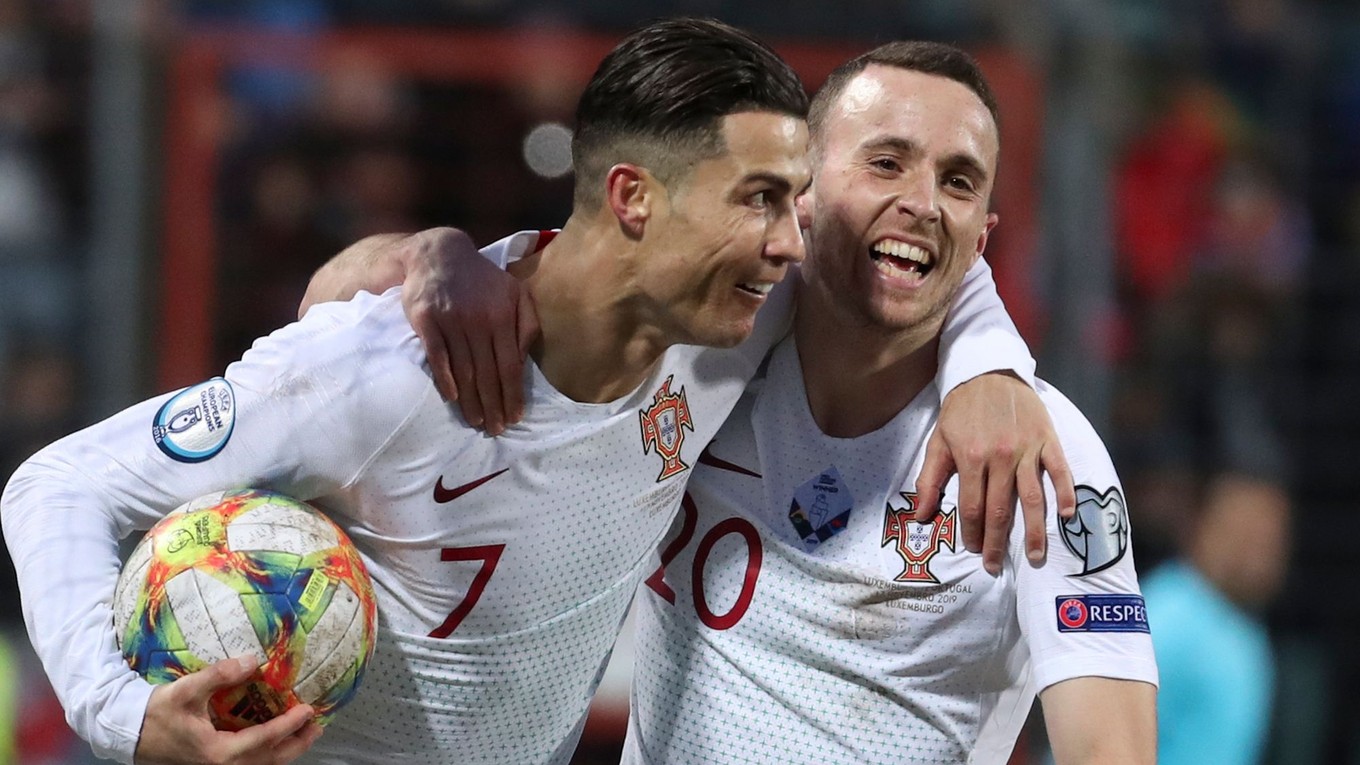 Cristiano Ronaldo a Diogo Jota