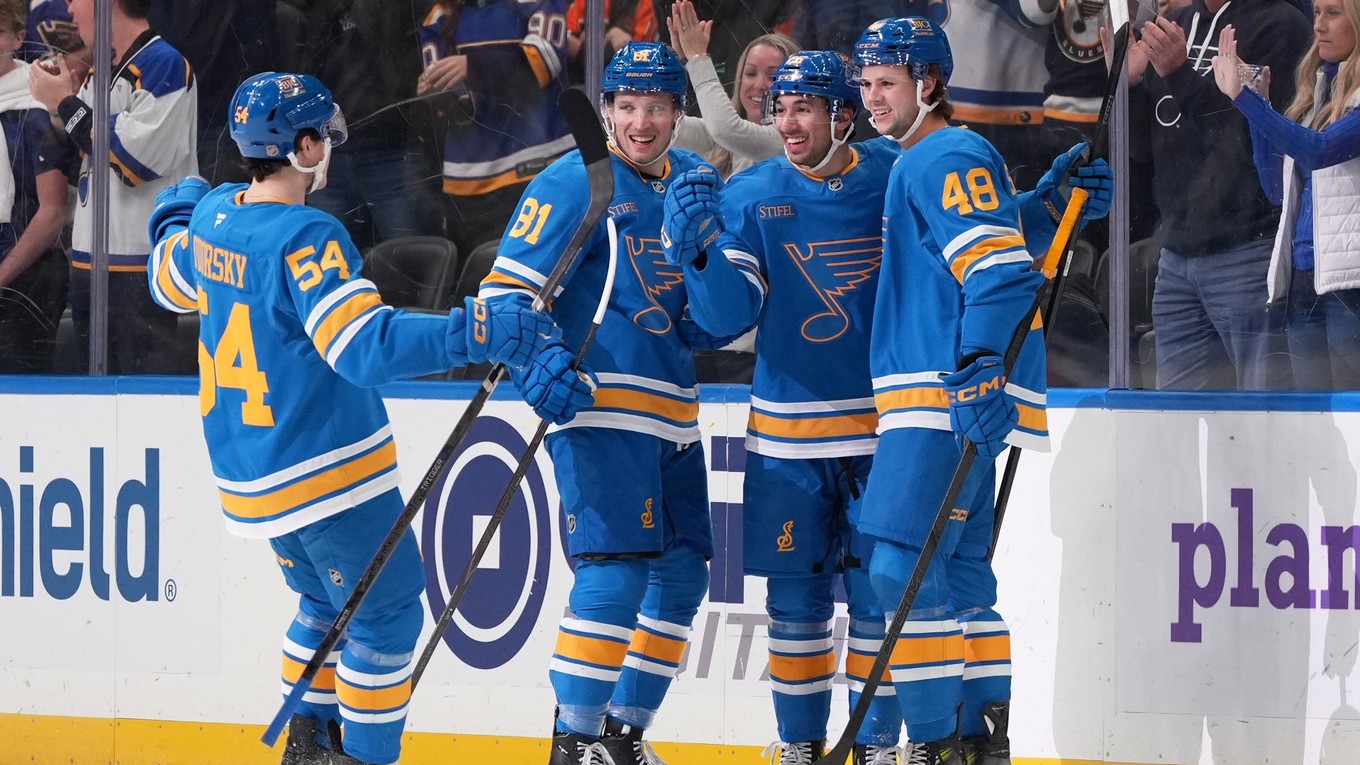 St. Louis Blues oslavuje gól.
