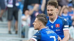 zľava Tomáš Suslov a Dominik Hollý