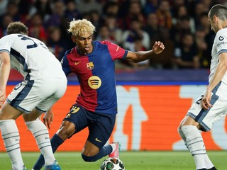 Lamine Yamal v zápase Barcelona - Inter Miláno