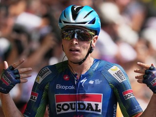 Belgičan Tim Merlier oslavuje víťazstvo v 7. etape Tour de France 2026.