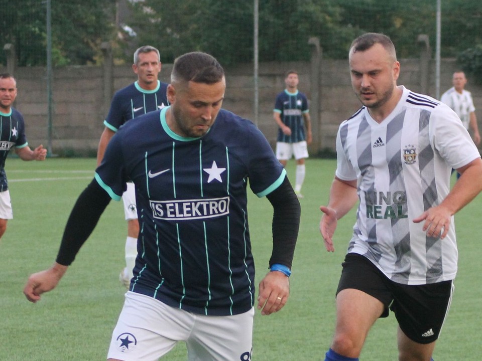 Fotka zo zápasu siedmej ligy ObFZ Bardejov.