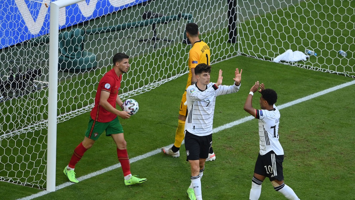 Momentka zo zápasu Portugalsko - Nemecko.