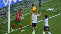 Momentka zo zápasu Portugalsko - Nemecko.