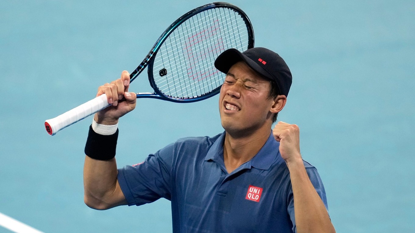 Kei Nišikori oslavuje postup na Australian Open 2025.