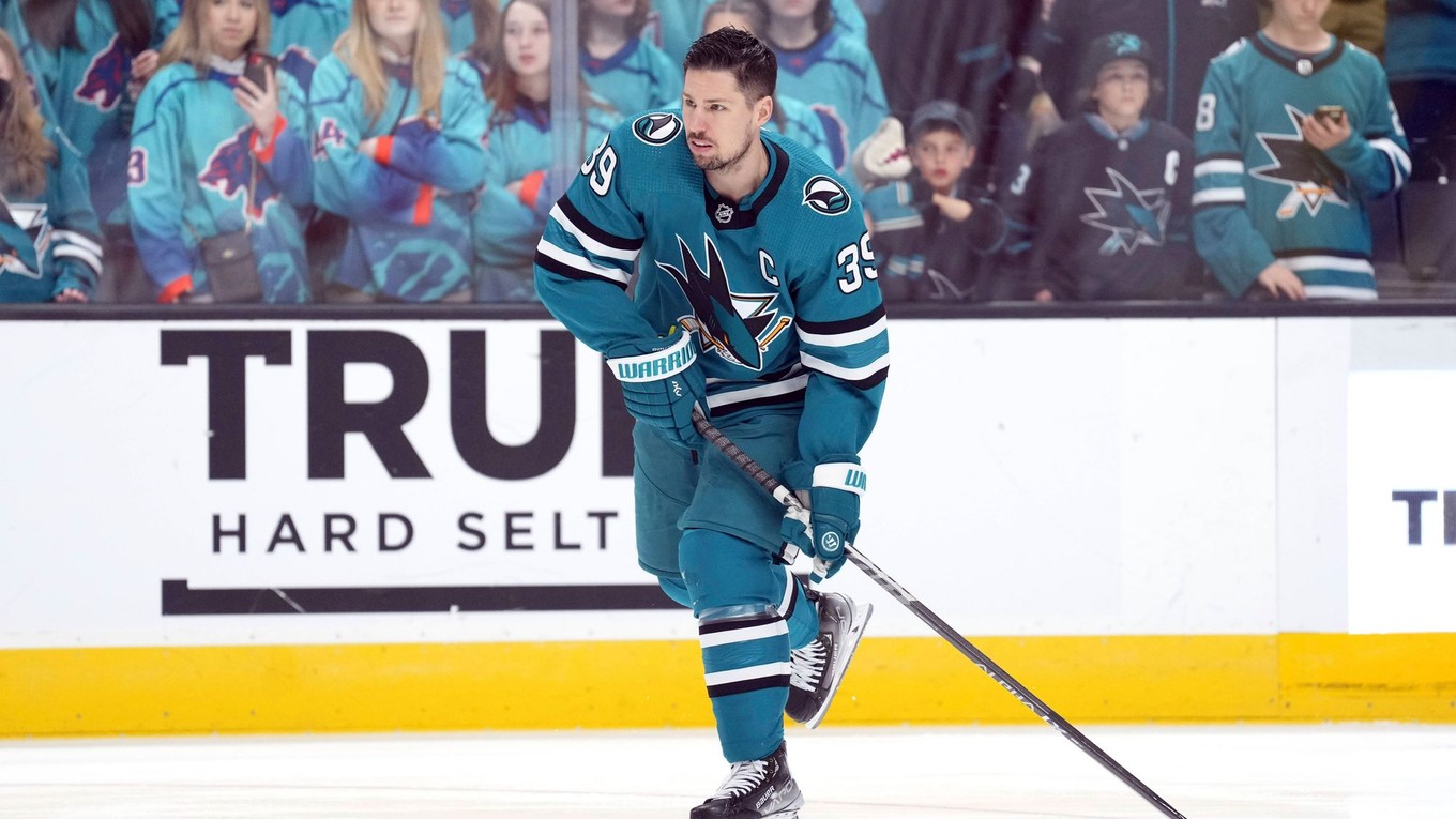 Logan Couture 