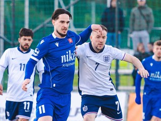 Momentka zo zápasu Slovensko - Anglicko na EMF Nations Games 2026. 