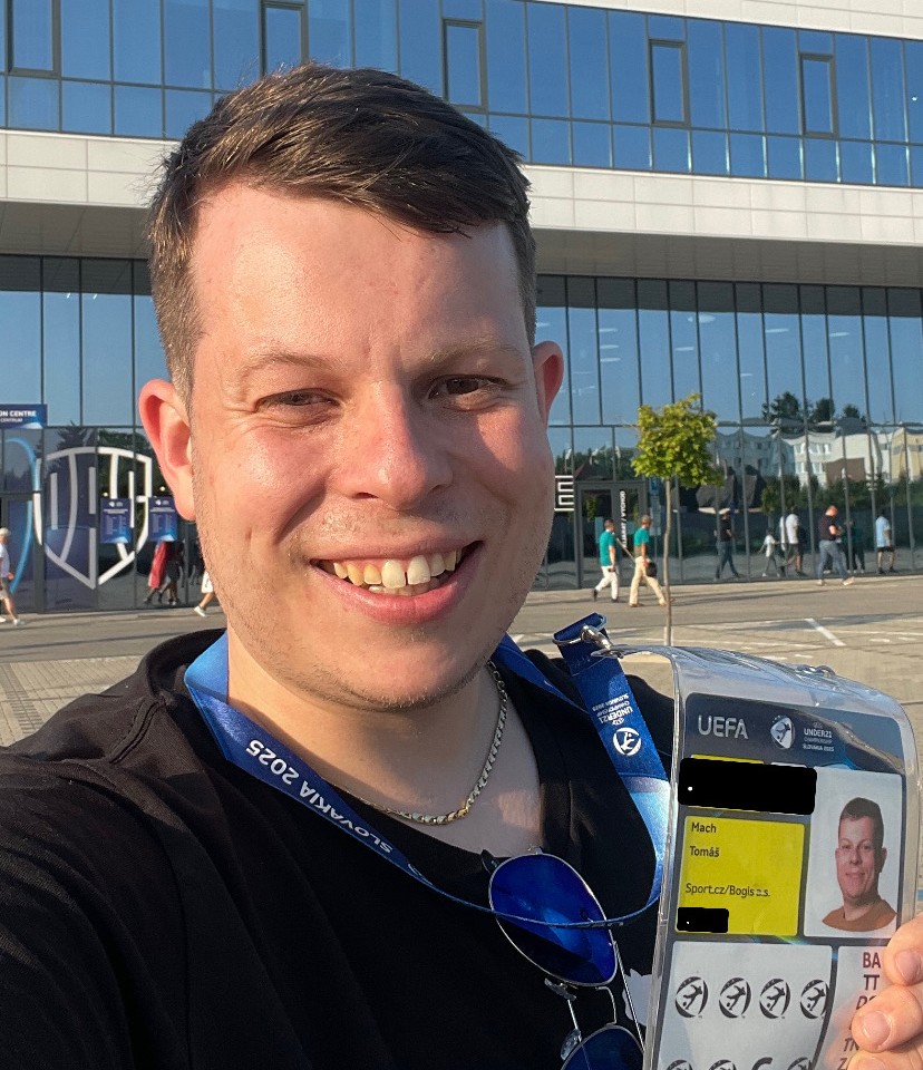 Interview with Czech journalist about the Euro U21 2025 about the Czech and Slovak team