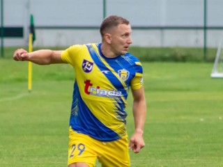 Viktor Maťaš v drese FK Humenné.