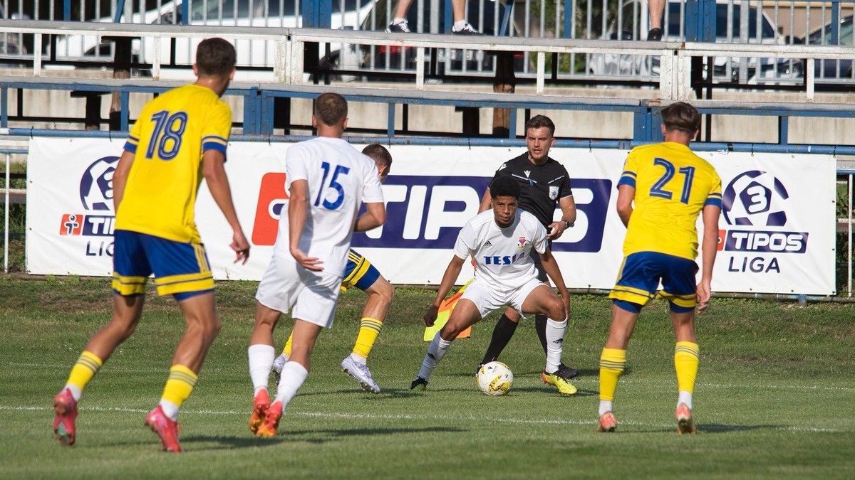 Momentka zo zápasu Stropkov - Košice B.