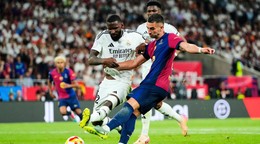 Fotka zo zápasu FC Barcelona - Real Madrid.