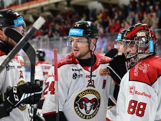 Banská Bystrica oslavuje gól. 