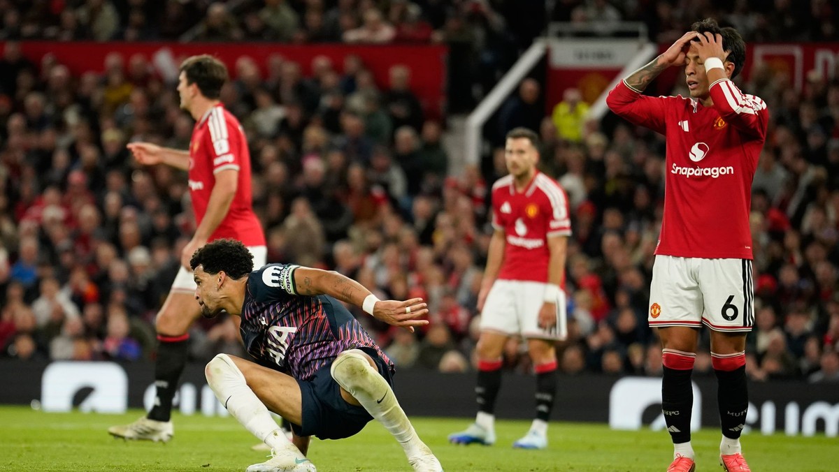 Momentka zo zápasu Manchester United - Tottenham. 