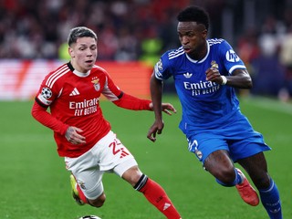 Gianluca Prestianni a Vinicius Junior