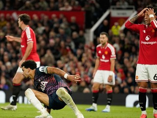 Momentka zo zápasu Manchester United - Tottenham. 