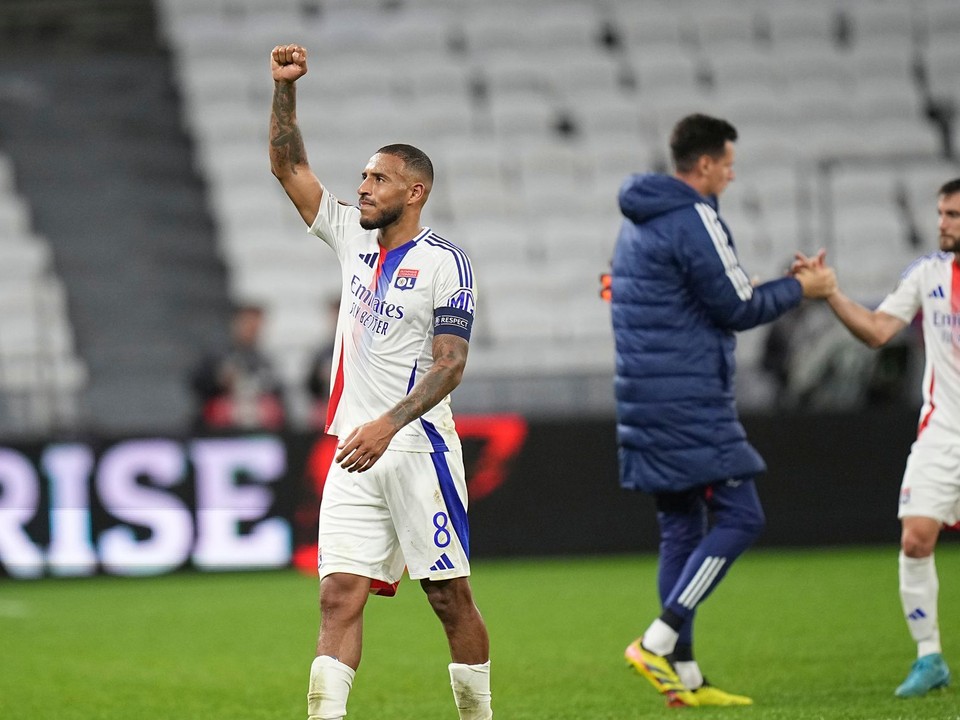 Corentin Tolisso (vľavo) v drese Olympique Lyon.