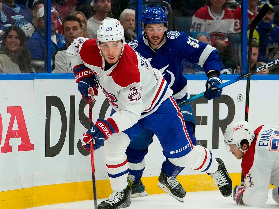 Juraj Slafkovský v siedmom zápase play-off NHL proti Tampe Bay.