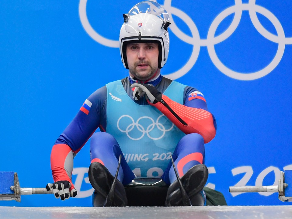 Slovenský sánkár Jozef Ninis na ZOH 2022 v Pekingu. 