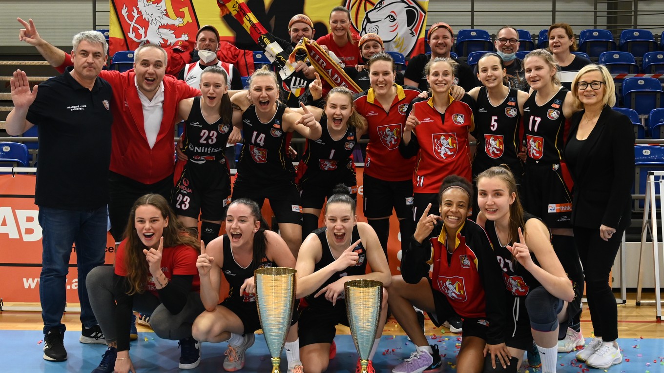 Basketbalistky Hradca Králové zvíťazili na turnaji o Federálny pohár.