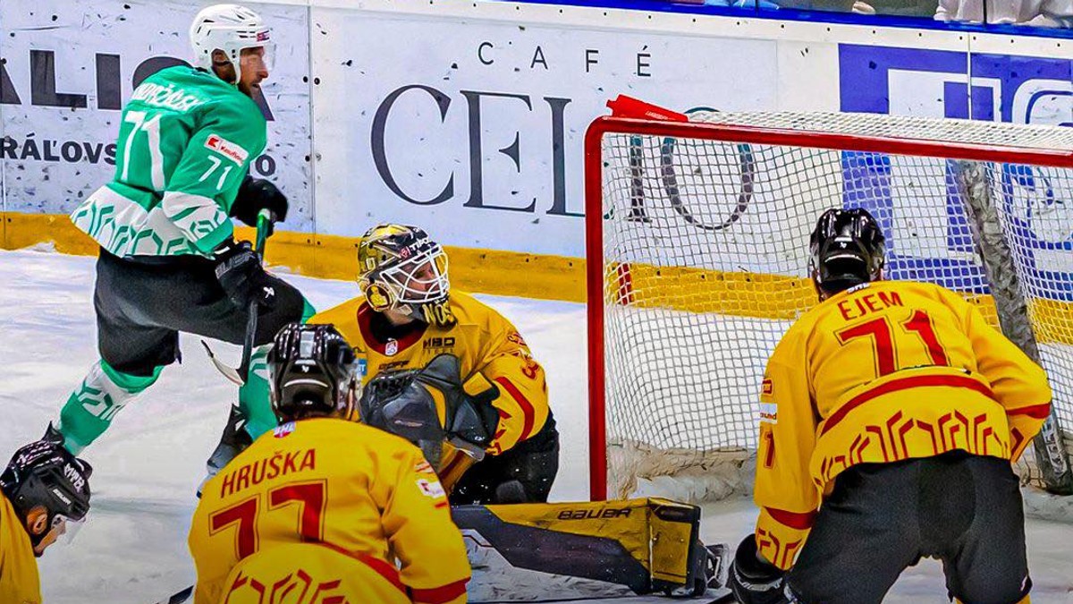 Momentka zo zápasu Skalica - Topoľčany.