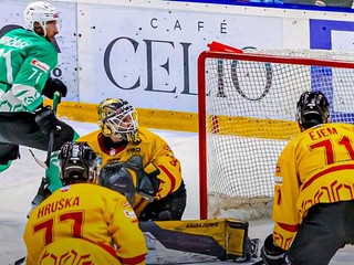 Momentka zo zápasu Skalica - Topoľčany.