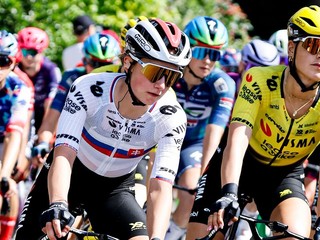 Slovenská cyklistka Viktória Chladoňová počas Gira d'Italia 2026. 