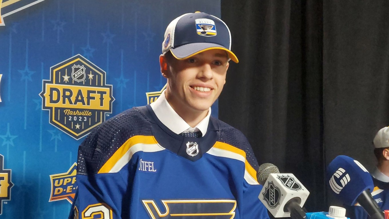 Juraj Pekarčík smeruje za Dvorským do tímu St. Louis Blues, keď bol v drafte NHL 2023 vybraný klubom z 76. miesta.