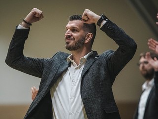 Tréner BC Prievidza Saša Jankovič.