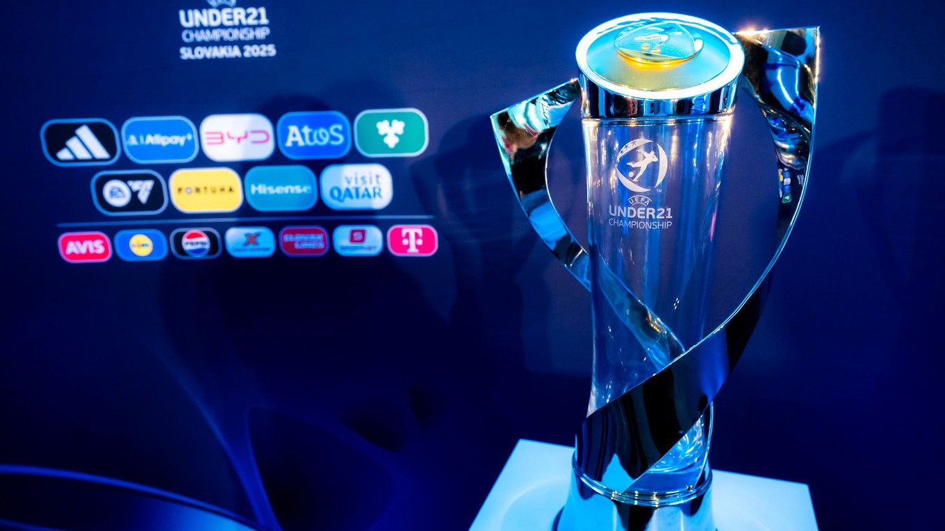 Trofej pre víťaza ME vo futbale do 21 rokov 2025 (EURO U21 2025).