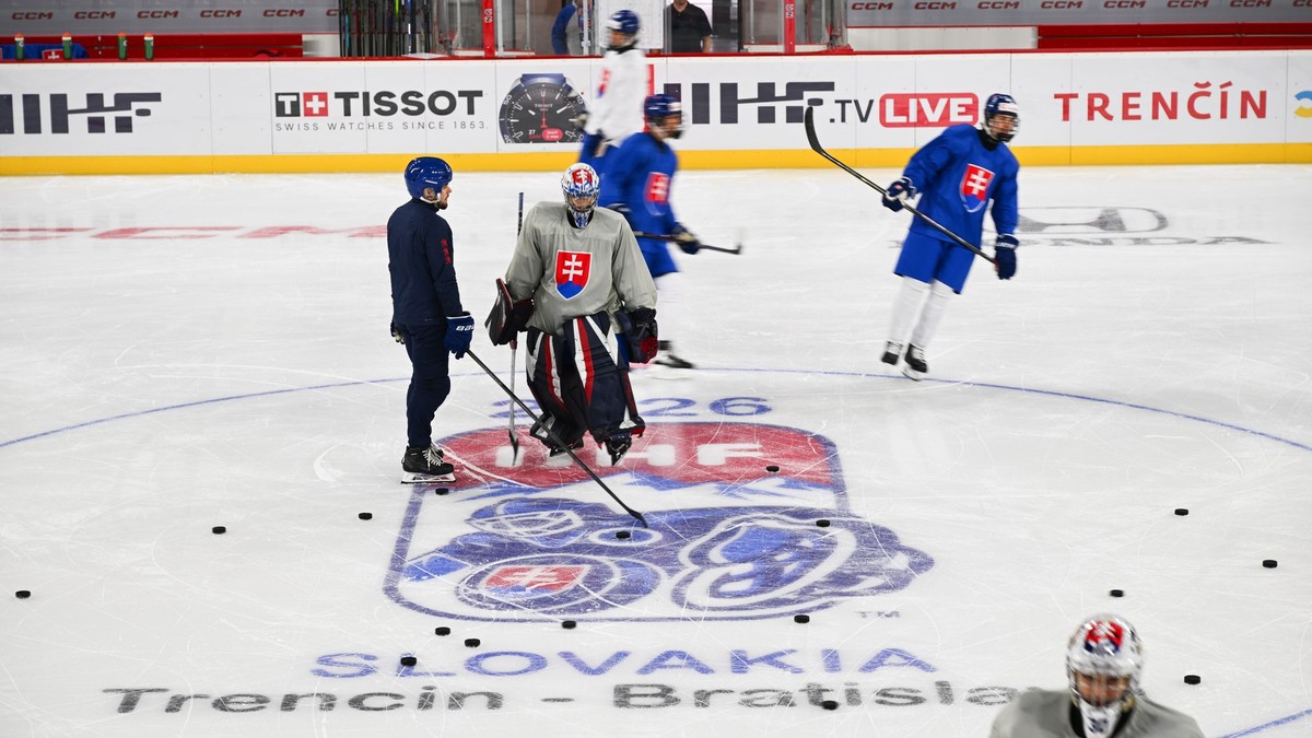 Hokejisti slovenskej hokejovej reprezentácie SR 18.