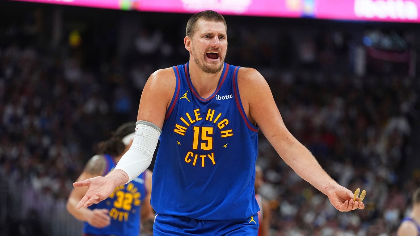 Nikola Jokič v drese Denver Nuggets.