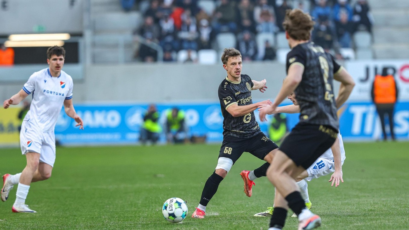 Fotka zo zápasu FC Hradec Králové - Baník Ostrava.