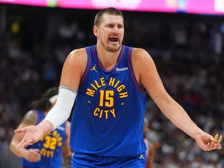 Nikola Jokič v drese Denver Nuggets.