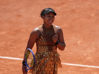 Naomi Osaková sa teší z víťazstva na Roland Garros 2026.
