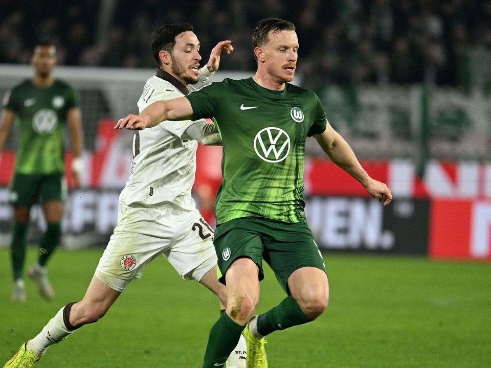 Momentka zo zápasu Wolfsburg - Sankt Pauli.