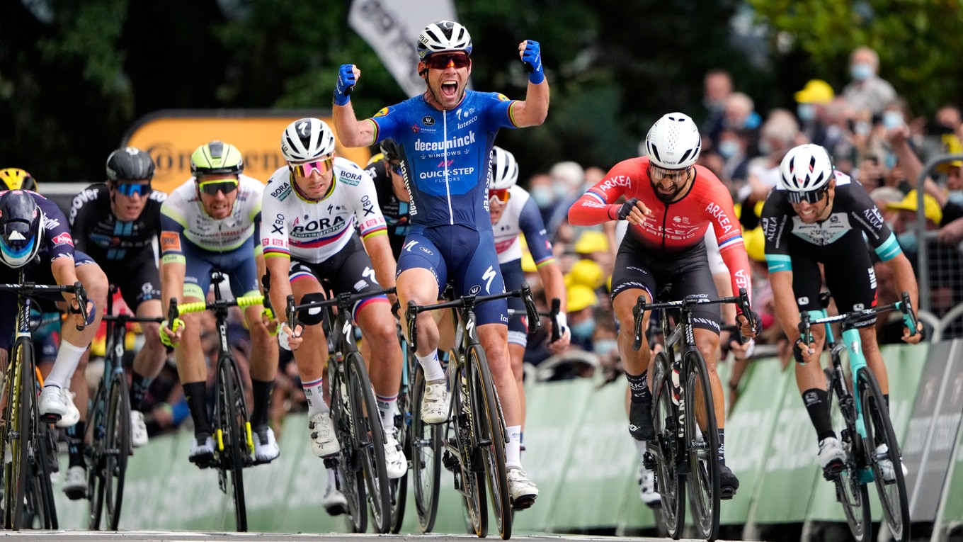 Mark Cavendish a záverečný špurt 4. etapy na Tour de France 2021.