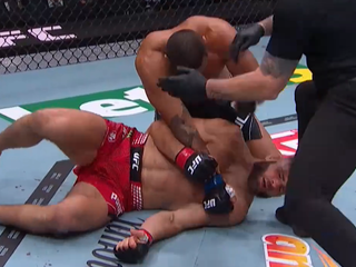 Procházka inkasoval knokaut.