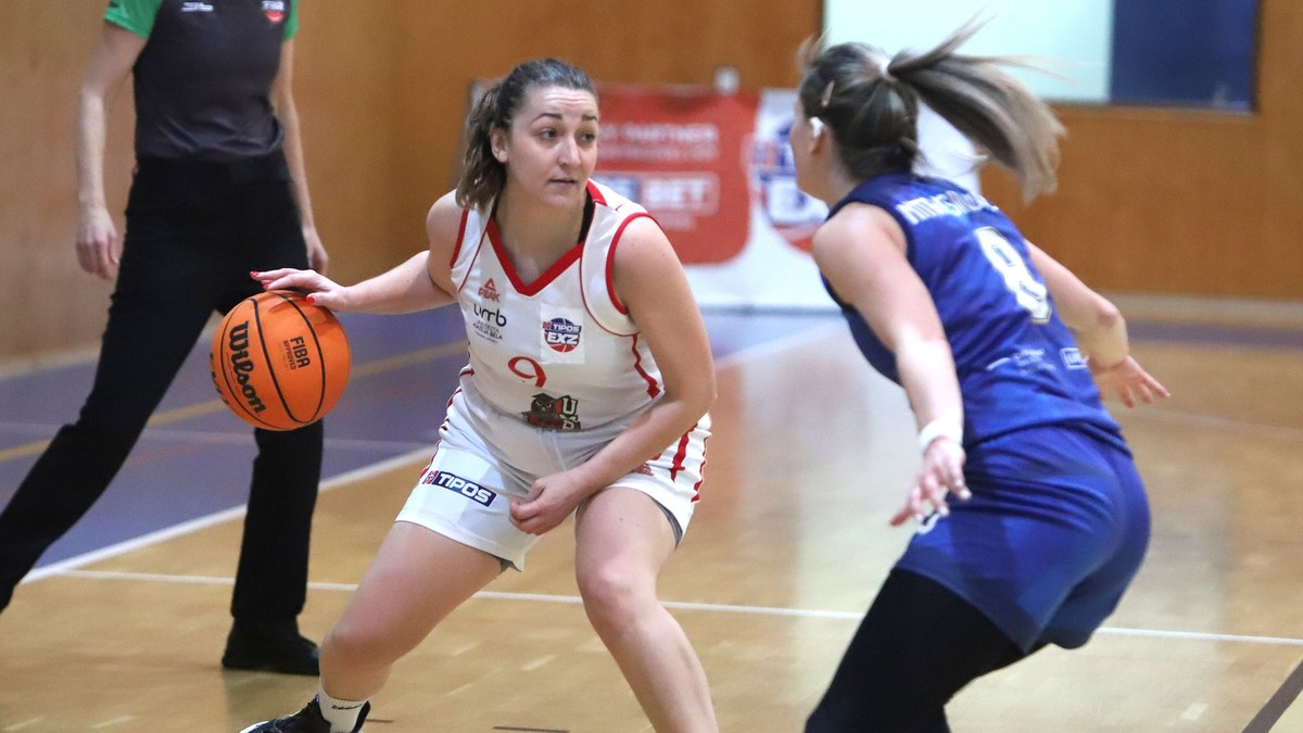 Vľavo Katarína Mrváňová (Banská Bystrica)