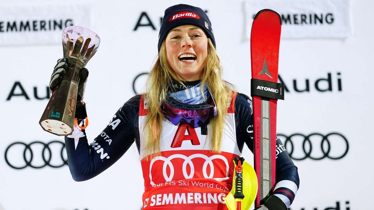 Mikaela Shiffrinová sa teší z víťazstva v Semmeringu. 
