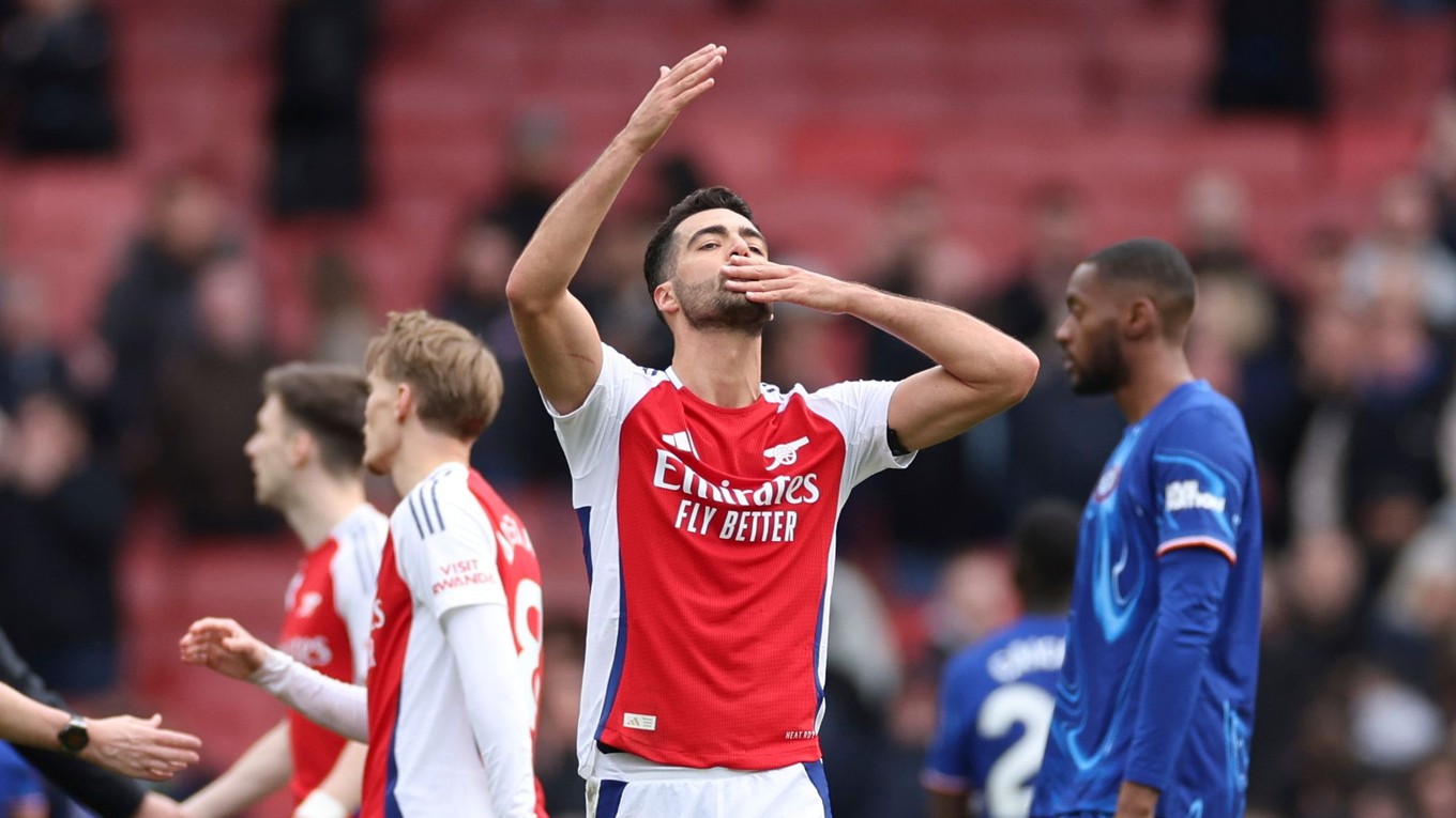 Mikel Merino sa teší po strelenom góle v zápase Arsenal FC - Chelsea FC v 29. kole Premier League.