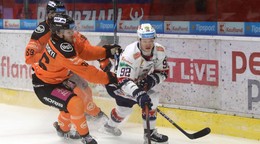 zľava Oleksii Dakhnovski (Košice) a Joona Jääskeläinen (Zvolen)