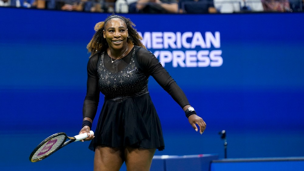 Serena Williamsová ešte nekončí, z US Open vyradila svetovú dvojku