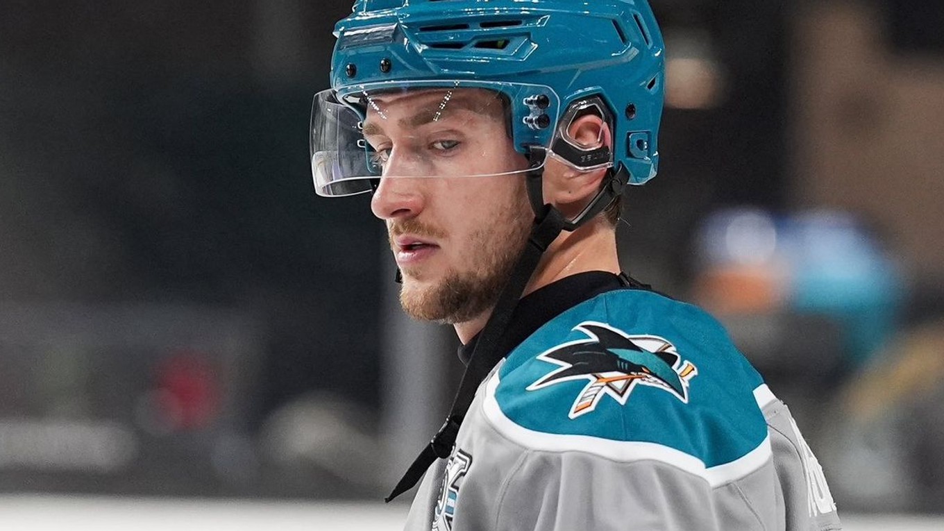 Pavol Regenda v drese tímu San Jose Barracuda.